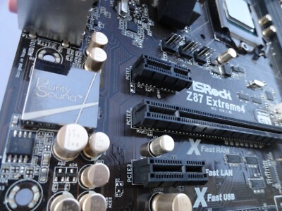 COMBO ASRock Z87 Extreme4 Intel LGA1150 ATX motherboard and