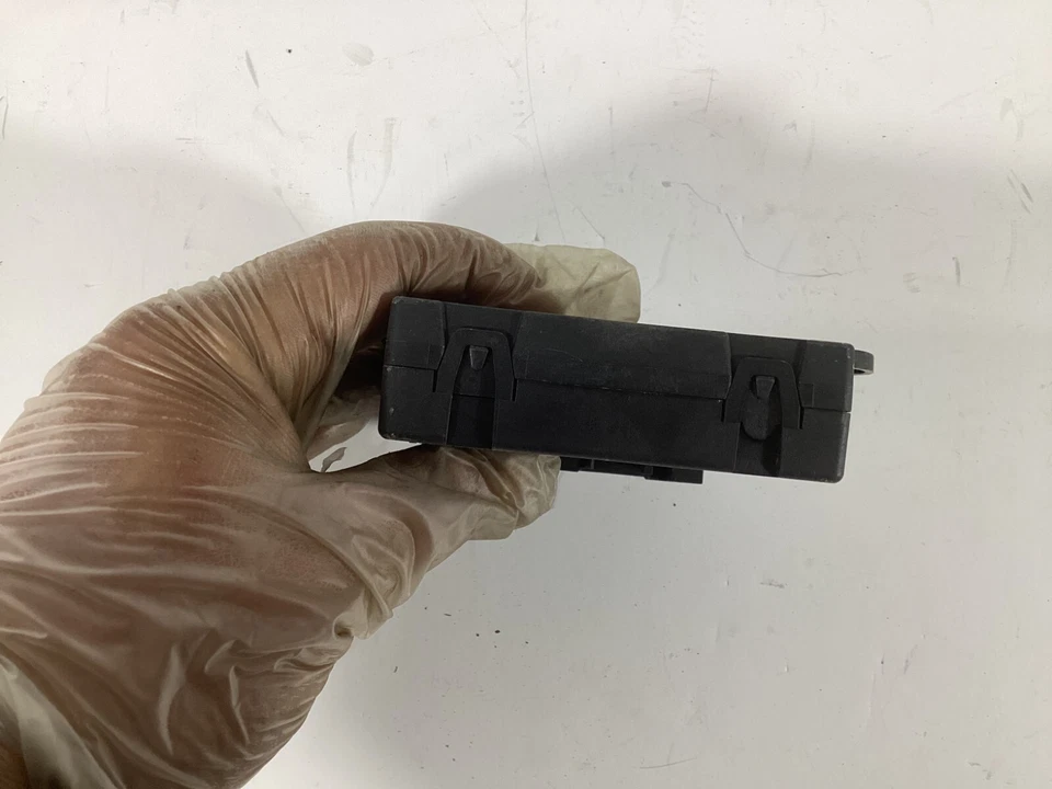 Módulo de control de puerta trasera izquierda Land Rover Range Rover HSE 2010-2012 OEM. Foto 2 de 4