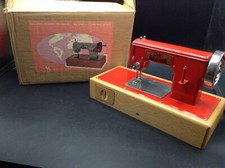 VULCAN SEWING MACHINE MACCHINA DA CUCIRE GIOCATTOLO MADE  GERMANY REGINA ANNI 50