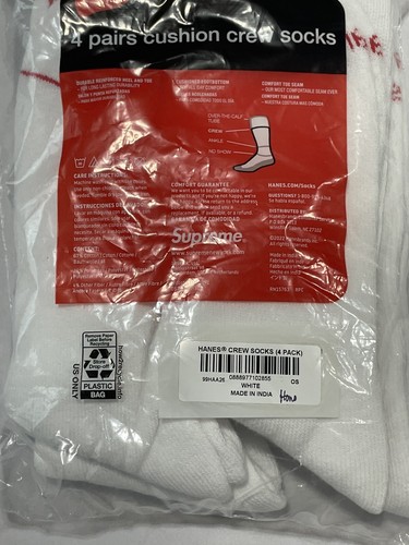 Supreme / Hanes White Crew Socks (4 Pack) - Picture 3 of 3
