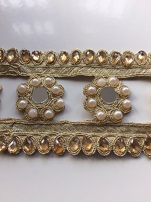 INDISCHE GOLD CUTWORK SPIEGEL & PERLEN IM KREIS KRISTALLE BORDÜRE SPITZE/BORTE - 1 Meter