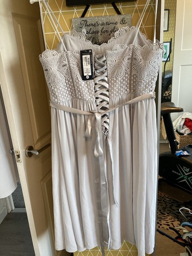 Gorgeous Silver Grey M & S Dress. NWT. Bridesmaid. Size 12 With Lace Up Back. - Picture 5 of 12