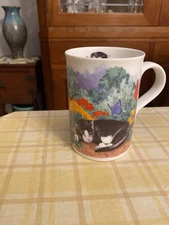 Elizabethan Bone China Black Cat Mug - Excellent