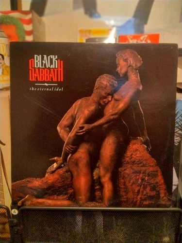 Black Sabbath ! Eternal Idol !