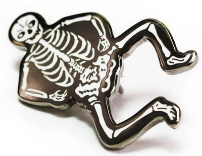 NEW Creepy Co. Beistle Halloween 2017 Edition SKELETON Swing Enamel Lapel PIN