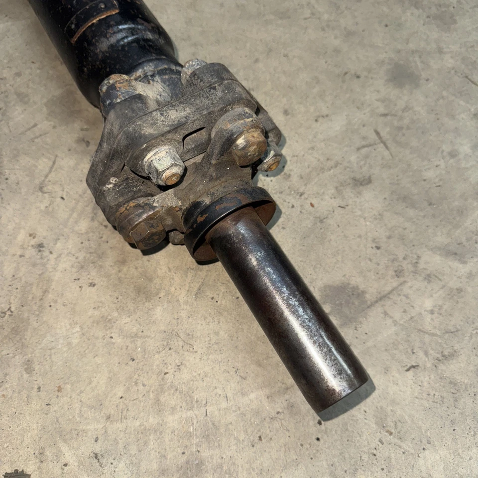 Eixo de transmissão 89-94 Nissan 240sx - Transmissão manual 5 velocidades SEM ABS - S13 - Imagem 2 de 4