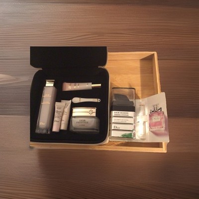 Dior Prestige Discovery Skincare Coffret set Regenerating & Perfecting limited+