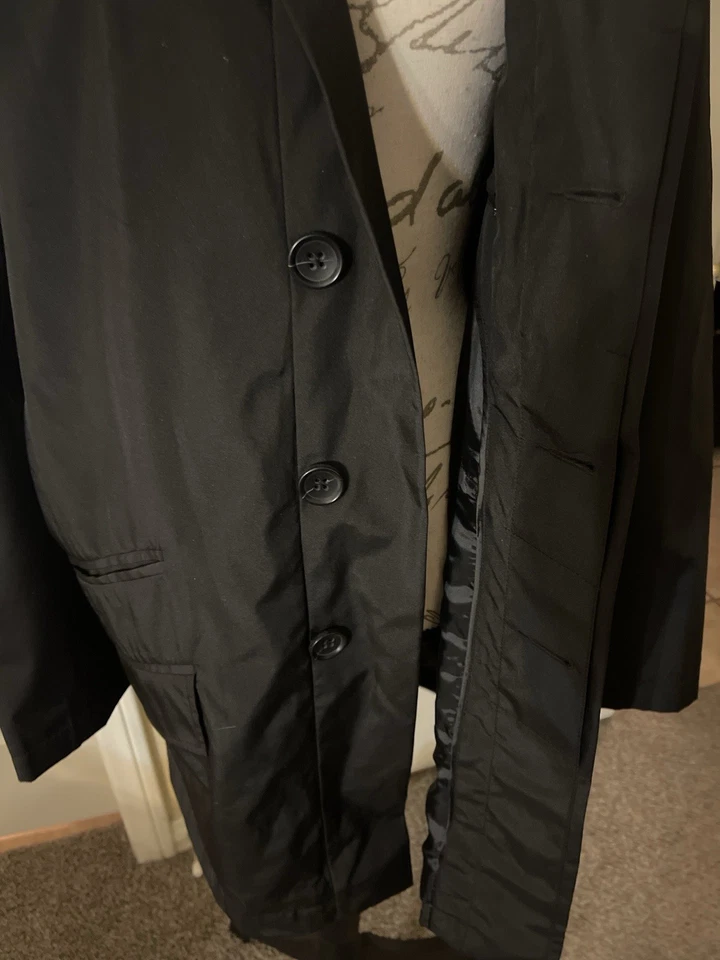 Casaco de carro Banana Republic masculino preto clássico com botão frontal – Tamanho M, trincheira forrada - Imagem 3 de 4