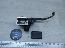 1983 Honda CB650SC Nighthawk H20770. front brake master cylinder and lever
