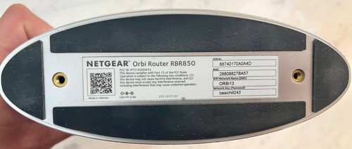 Netgear ORBI RBR850 Router Tri-Band Mesh Wifi 6 Ax6000 - Good Condition. - Picture 12 of 12