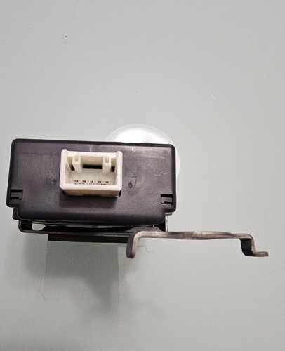 Toyota 2000-2008 Door Control Receiver Keyless Entry Fcc id: GQ43VT27R - Picture 4 of 5