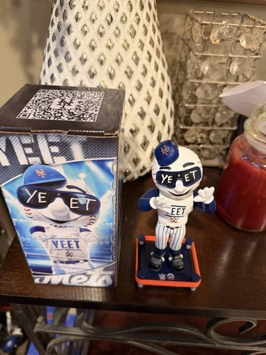 New York Mets Mr. Met YEET Bobblehead - WWE Night 2025 - MINT