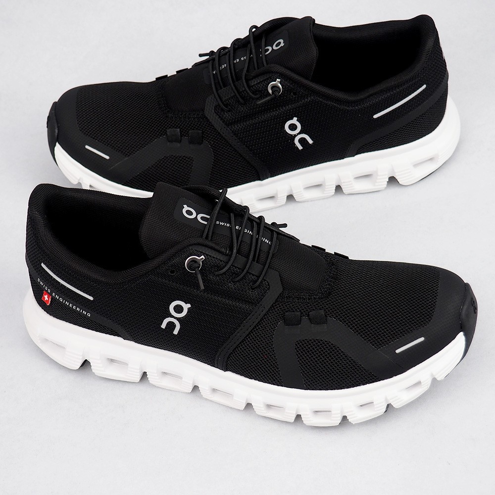 On Cloud 6 Sneakers Black/White Women's Running Shoes Size 6-9.5 New in Box View 3