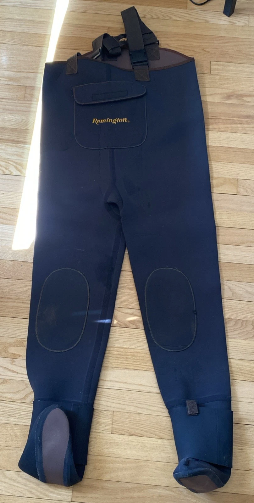 Remington Neoprene Stocking-Foot Chest Waders Size L Waterproof Fishing