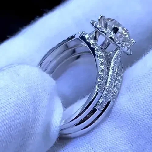 2.74Ctw Round Brilliant Moissanite Trio Set Engagement Ring 14K White Gold Over - Image 3 of 4