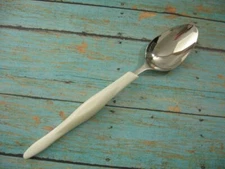 Cutco Stainless CUE3 Soup Table Dinner Spoon White Pearl Handle USA NOS NEW
