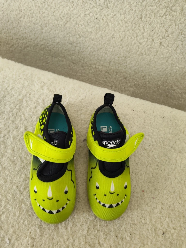 Speedo Niños Pequeños 9-10 Verde Lima Estampado Gancho Lazo Shore Explorar Agua Zapatos Foto 3 de 4