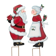 Kissing Santa Claus & Mrs Claus Metal Christmas Yard Garden Stakes Holiday Decor