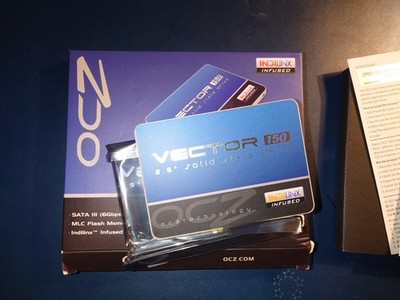 OCZ Vector 150 SSD 2,5'' Festplatte 120GB SATA 6 Gbps inkl. Adapter u. Acronis TI