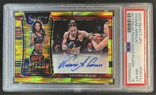 2022 Select UFC Viviane Araujo Octagon Action Gold Flash Auto #/10 PSA 8