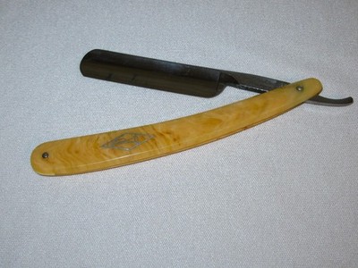 VINTAGE CELLULOID STRAIGHT RAZOR C&H BIRKENDAHL SOLINGEN GERMANY