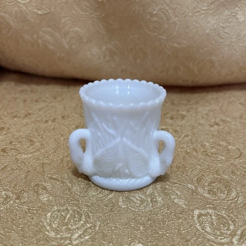 Vintage Westmoreland Milk Glass Triple Swan Handled Toothpick Holder