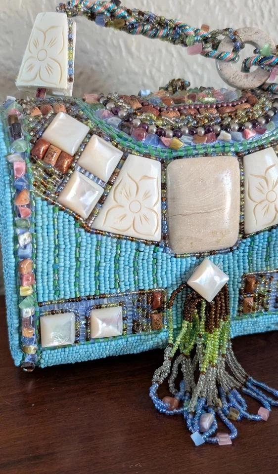 Bolso de mano Mary Frances vintage hecho a mano con cuentas de piedras preciosas único en su clase Foto 2 de 4
