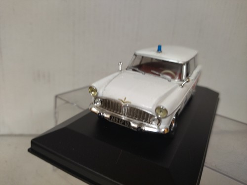 SIMCA MARLY 1959 AMBULANCE MUNICIPALE 1:43 ALTAYA IXO CAJA NO ORIGINAL - Imagen 3 de 5