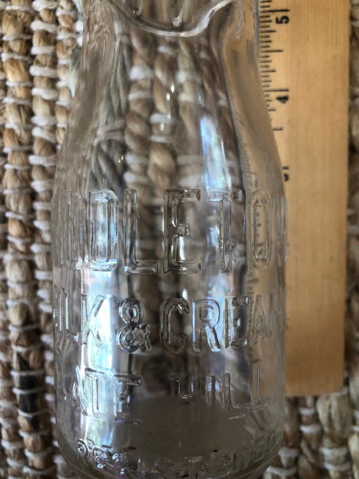 MIDDLETOWN NY MILK & CREAM CO SLATE HILL NY HALF PINT GLASS BOTTLE VERY