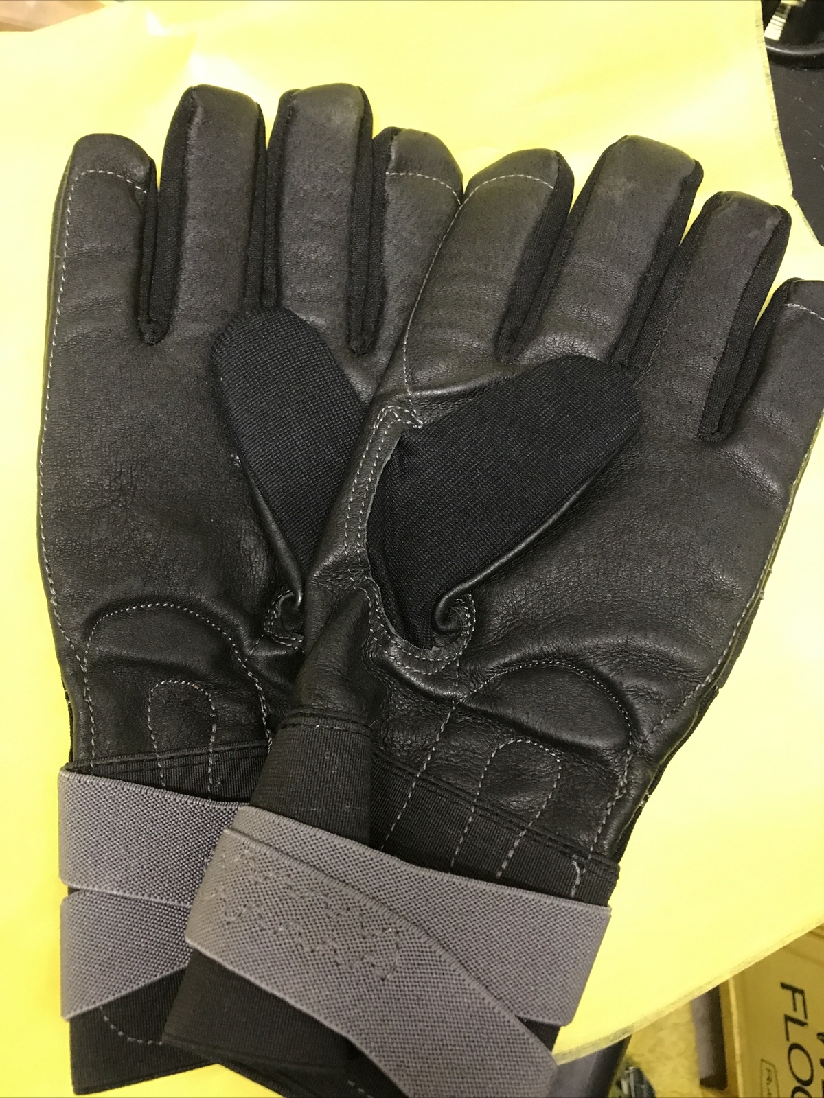 Ergodyne 9012 Certified AntiVibration Work Gloves w/Wrist Support