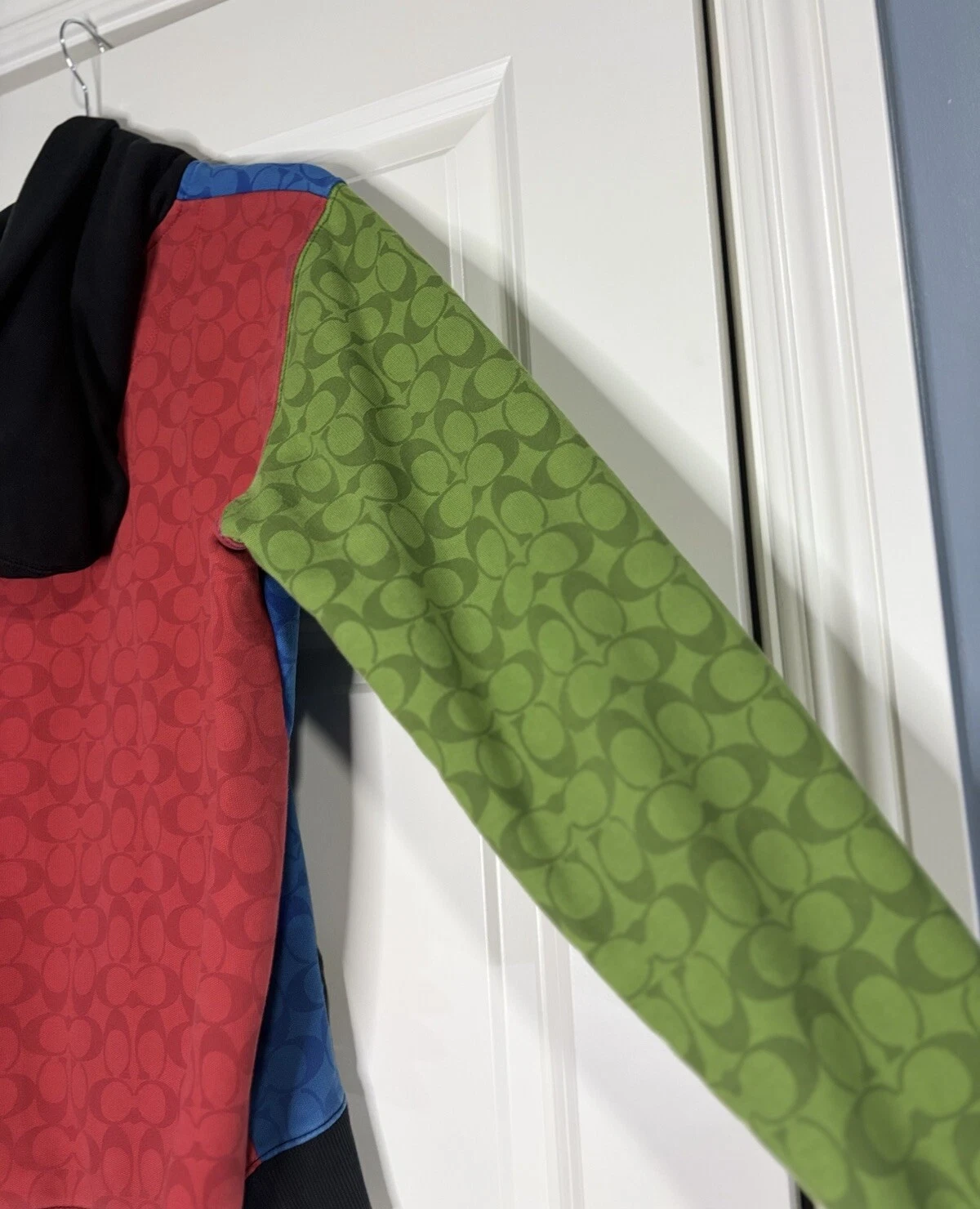 FELPA CON CAPPUCCIO COACH MULTICOLORE EDIZIONE LIMITATA STILE UNISEX Uomo Taglia S