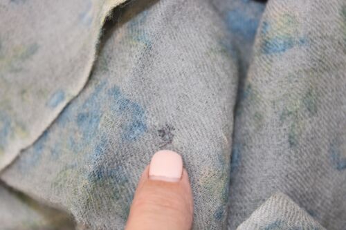Wilfred Wool & Silk Floral Wool Wrap Scarf 26" x 72" As Is Small Hole - Picture 11 of 11