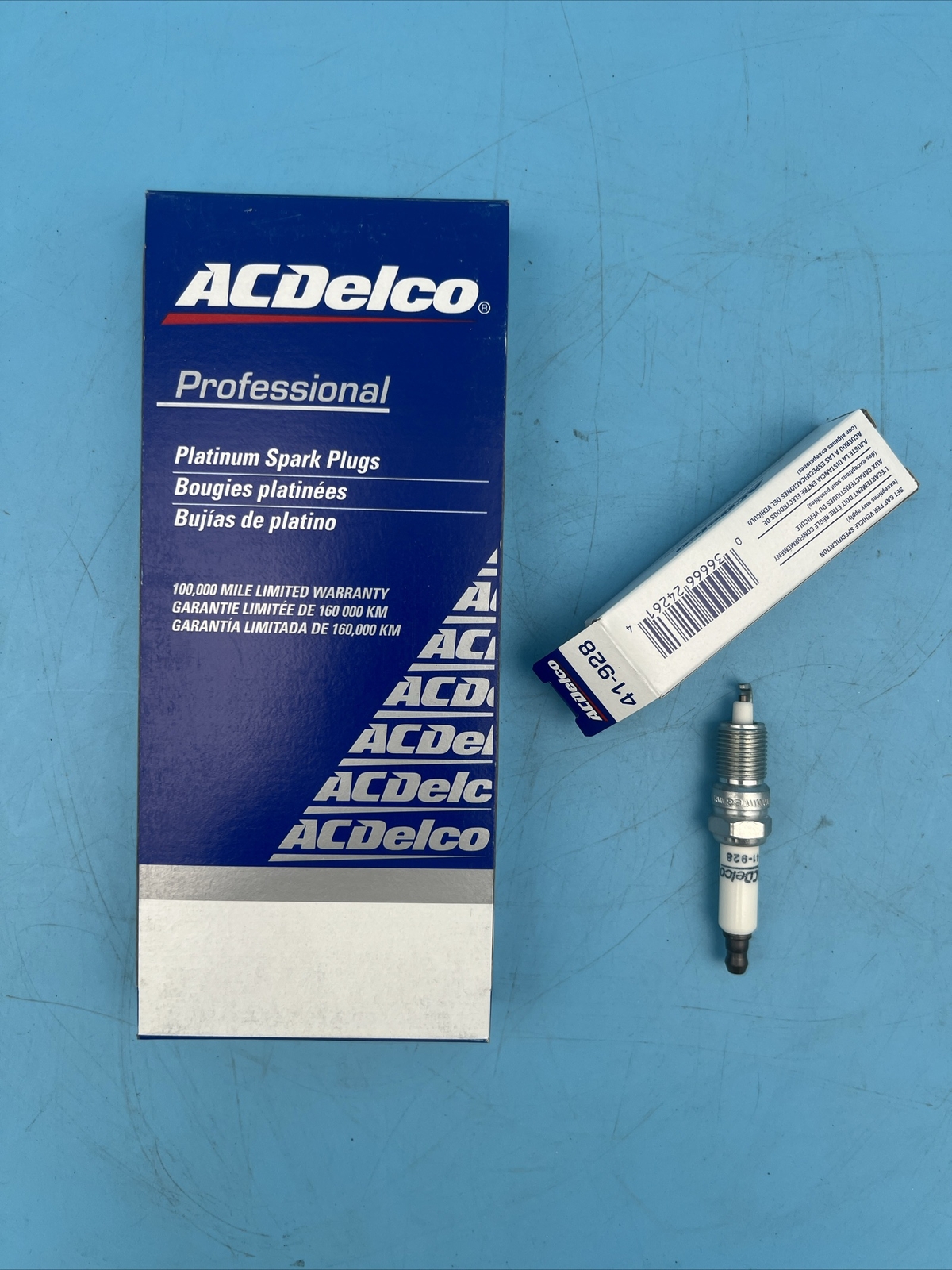 New - AC Delco Original GM Motors Spark Plugs #41-928 Pack Of 8