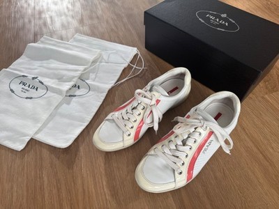 Prada Sport Sneaker - Weiß mit rotem Streifen - Größe 36,5 - Sehr Guter Zustand