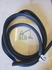 Volkswagen VW Transporter T4 Offside Front Door Seal *