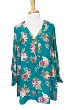 Justify Woman's Pullover Top/Blouse Tunic Size 2X Teal Floral Roll Tab