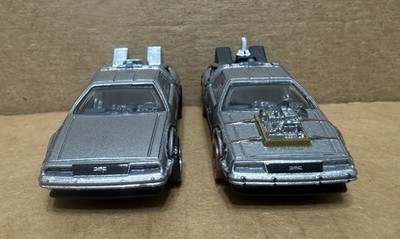 Hot Wheels Back to the Future Time Machine & Delorean lll.  