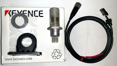 KEYENCE ULTRASONIC SENSOR FW-H02 50-200 RANGE 2M CABLE 250 MS SPEED 3/4'' THREAD