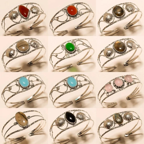 Handgefertigter versilberter Modeschmuck-Armbänder-Anhänger