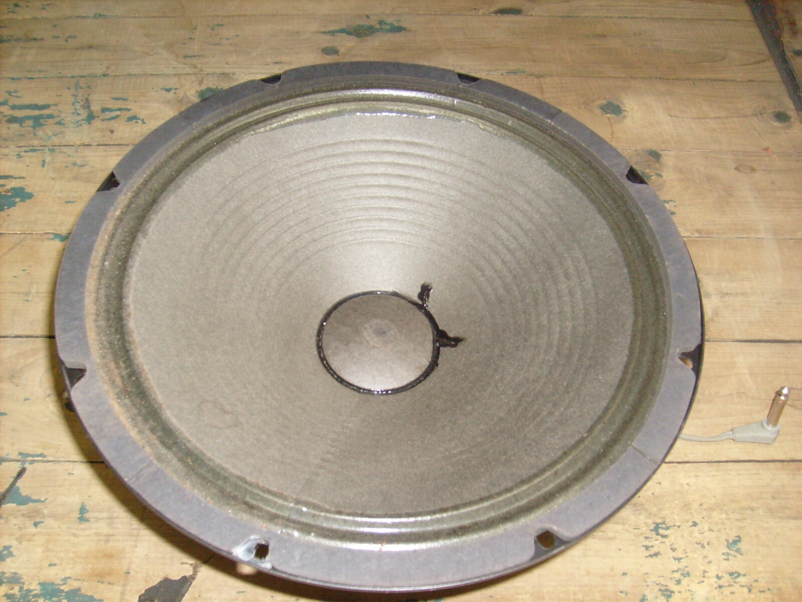 crate 12 inch speaker