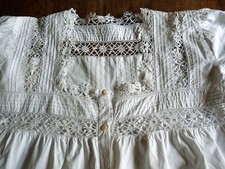 Chemise de femme ancienne