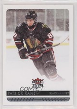 2014-15 Fleer Ultra Patrick Kane (Black Sweater) #34 y8z
