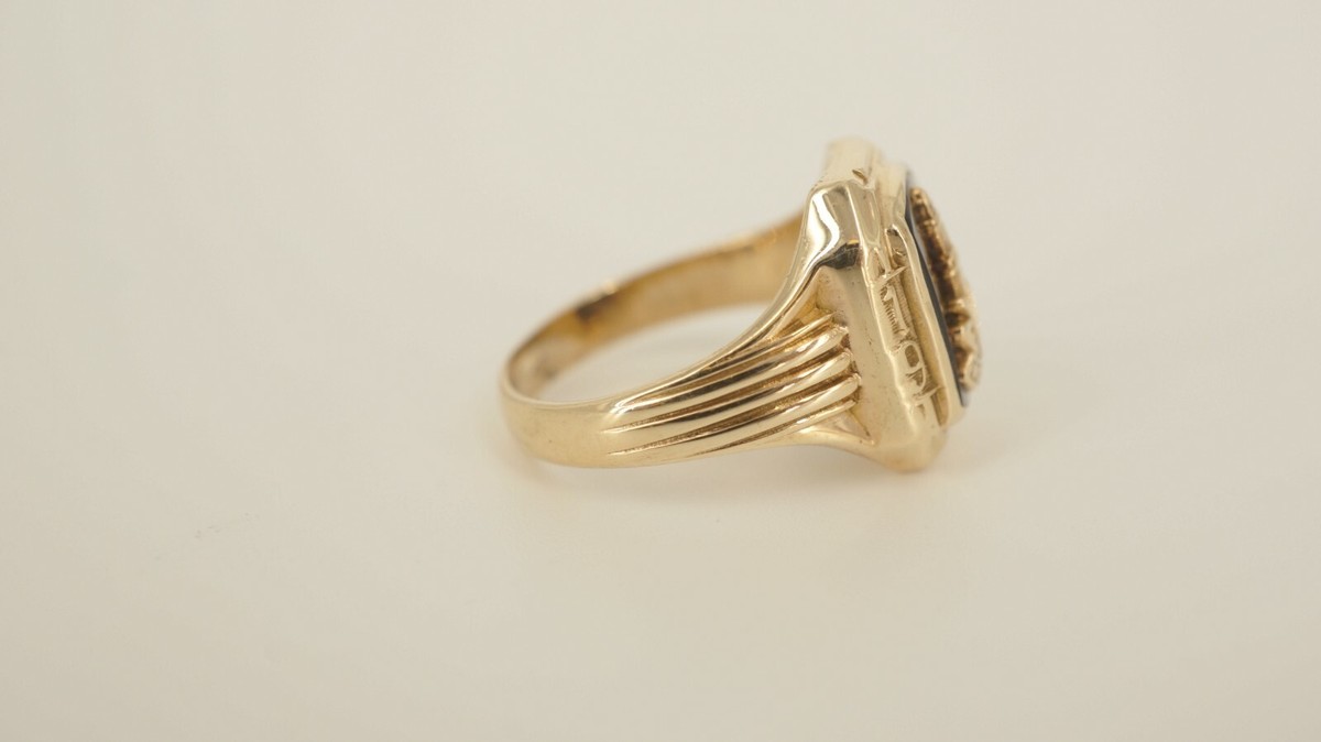 Vintage 1947 Middlesex 10k Gold Class Ring | eBay