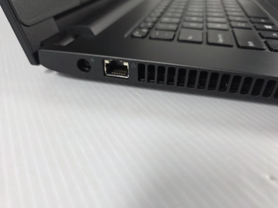 Dell Latitude 3470 2.50GHz Core i7-6500U 12GB RAM 120GB SSD LAPTOP - Image 4 of 4