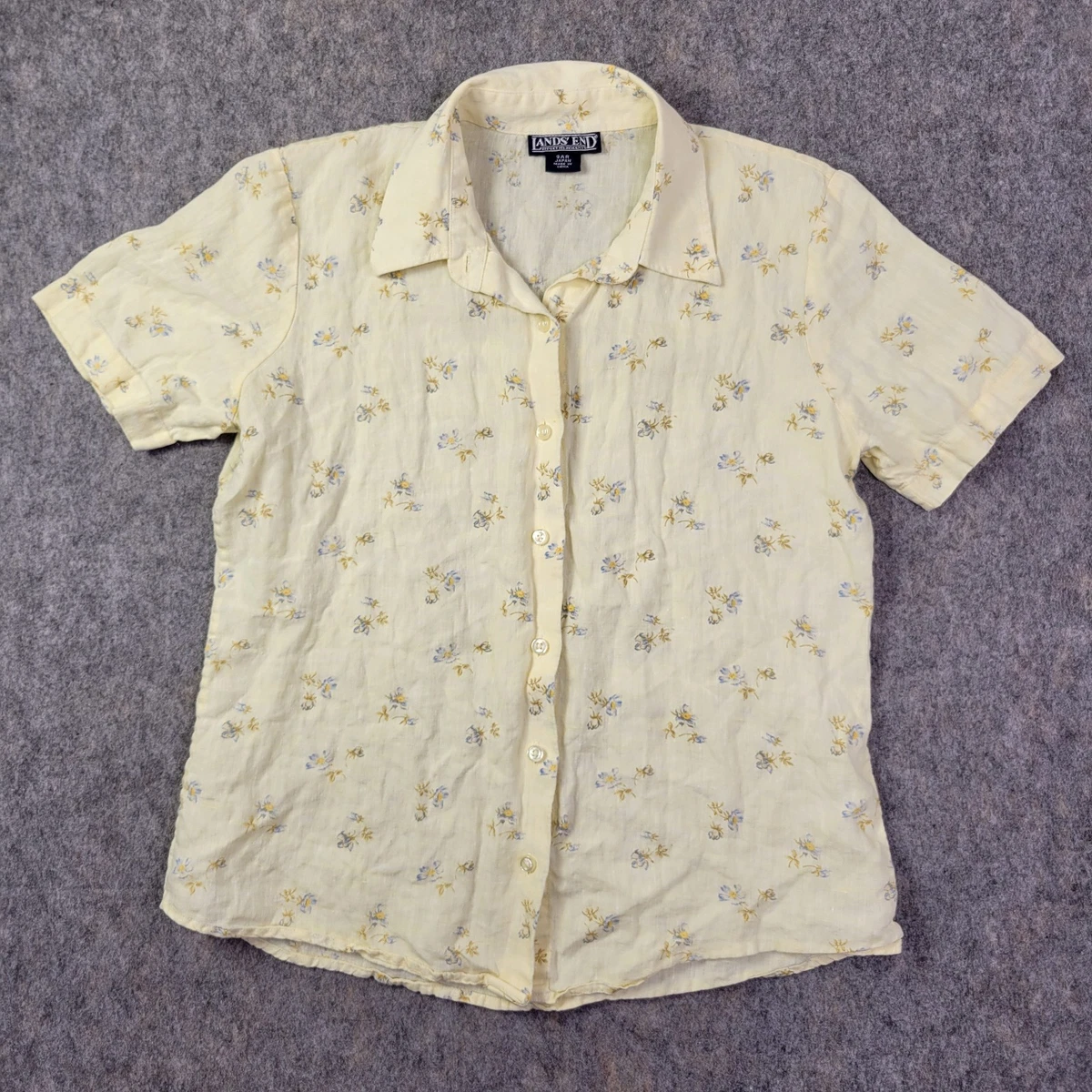 Elle | Tops | Elle White Black And Pink Floral Button Up Blouse Large Preowned 65d75b2cbe296bc980199ea9