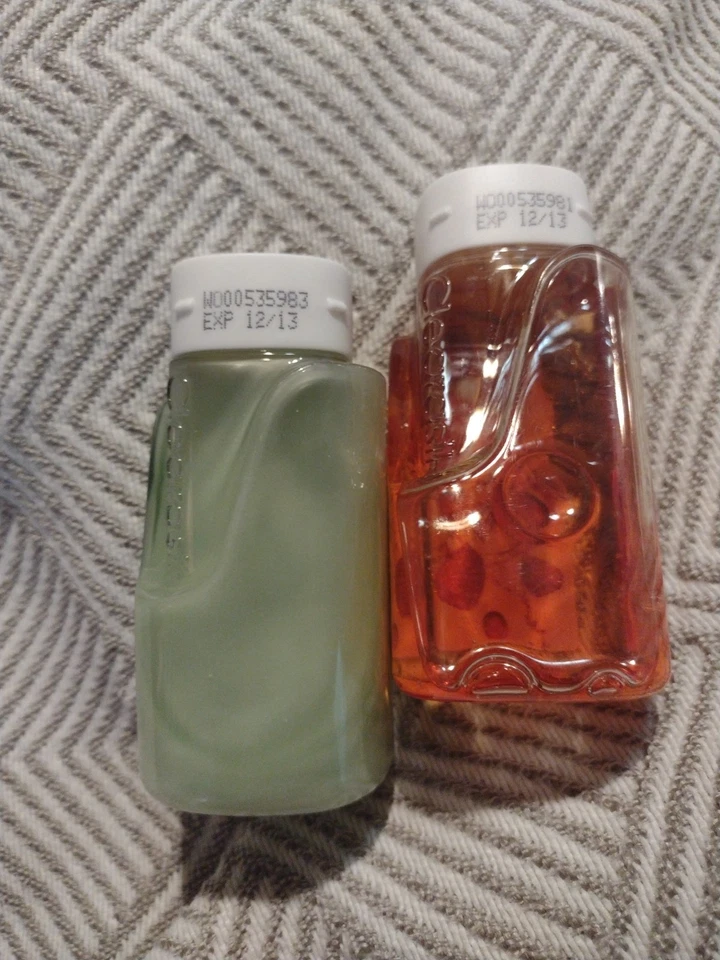 Discontinued Rare Clearasil Ultra Rapid Action Face Wash Refill (2 Expired 12/13 - Image 2 of 2