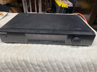 Sony Quartz Lock Digital Synth AM/FM Stereo Tuner ST-SE370 30 Presets Black