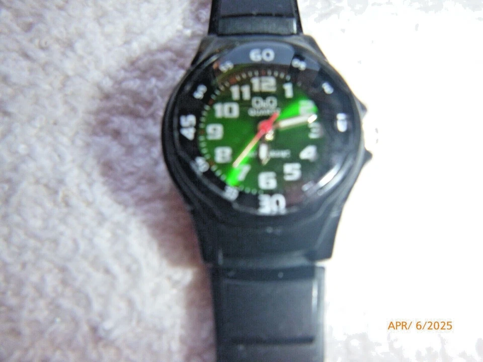 Q&Q Watch - Model 115L - Japan - No Battery - Free Shipping - image 2 of 4