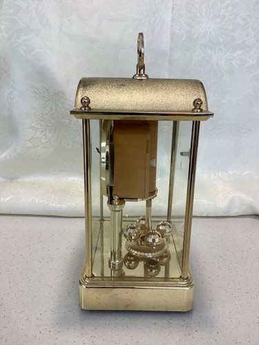 JAMES & HUNTINGTON QUARTZ TEMPUS FUGILE GOLD COLOURED MANTLE CLOCK - Bild 3 von 11