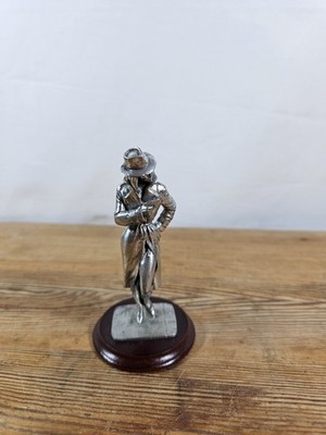 ROBERTA PRIVATE EYE VON ROYAL HAMPSHIRE SCHÖNE ZINNFIGUR SAUCY LADY SERIE